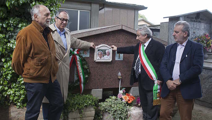 24 04 2015 Cimitero Di Ravenna Delegazione Pri In Visita A Jules Minguzzi Comandante 14 Compagnia Mazzini