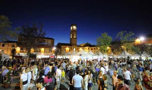 02. FESTA ARTUSIANA 2 Foto ENRICO FILIPPI CAMERACHIARA 700x357