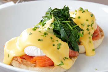 Uova Benedict Salmone