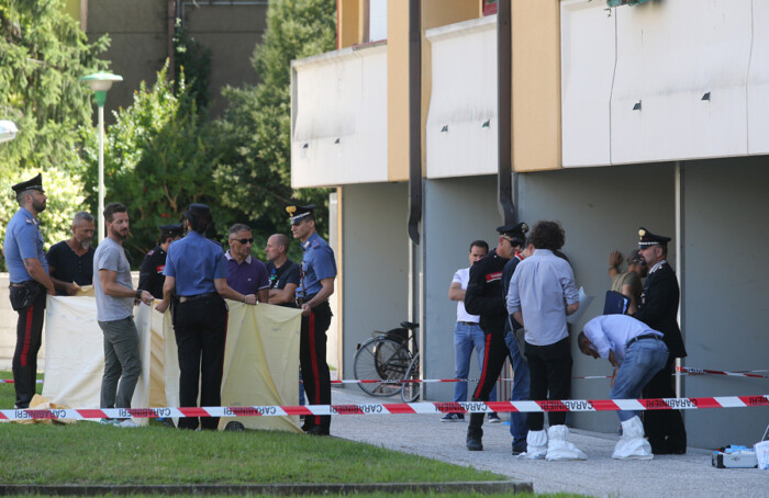 Suicidio in via Dradi