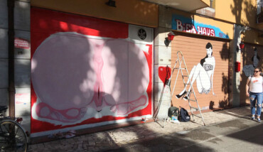 L'opera di Oral prima del sequestro