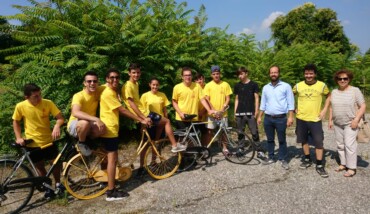 18 07 06 Ass Baroncini Con Magliette Gialle 2