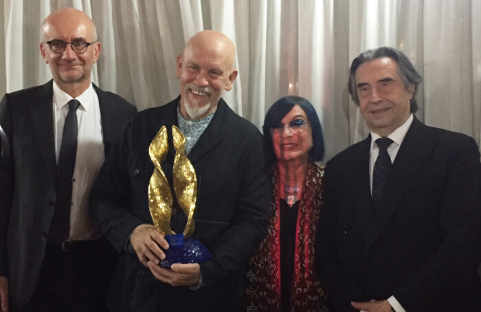 Muti Malkovich
