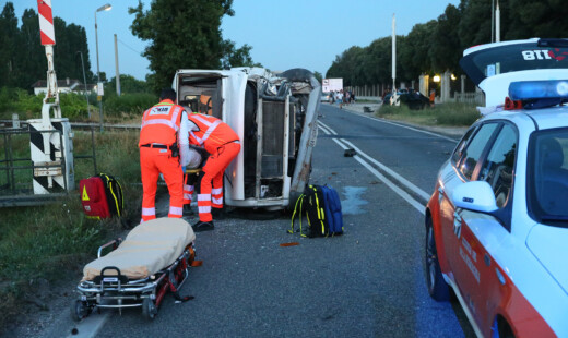 RAVENNA 07/07/2018. INCIDENTE IN VIA CANALE MOLINETTO
