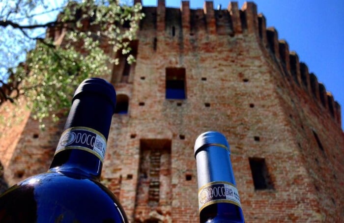 Calici Sotto La Torre