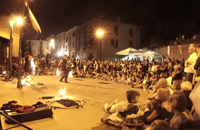 Busker Santa Sofia