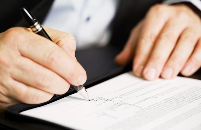 Firma Contratto