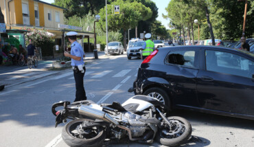 RAVENNA 04/08/2018. INCIDENTE A MARINA DI RAVENNA. Anto Moto In Viale Delle Nazioni
