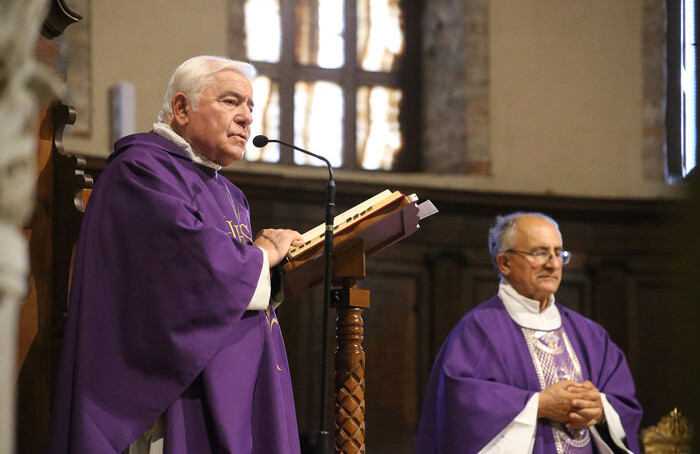 L'omelia di don Ugo Salvatori ai funerali di Idina Ferruzzi