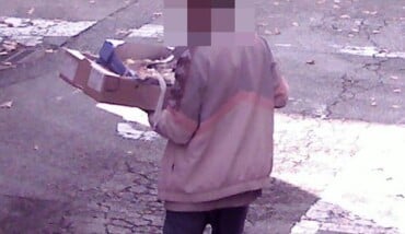 Abbandono Rifiuti In Centro Storico A Massa Lombarda, Ottobre 2018 (1)