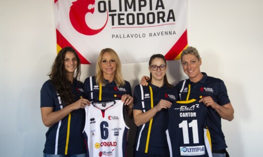 Giocatrici Con Maglie Nuove Conad