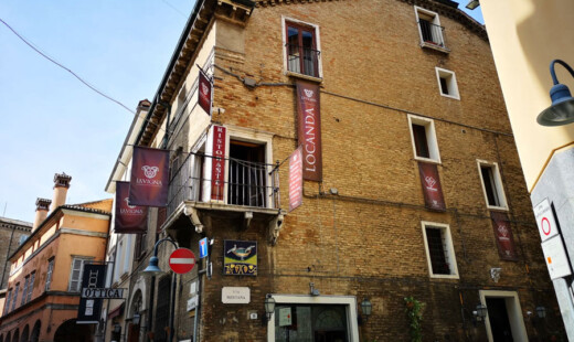 Locale Esterno