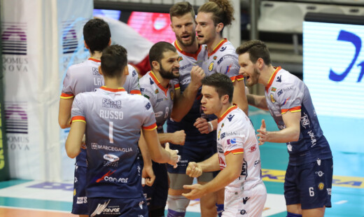 VOLLEY PALLAVOLO. Consar Ravenna BCC Castellana Grotte 3 1.