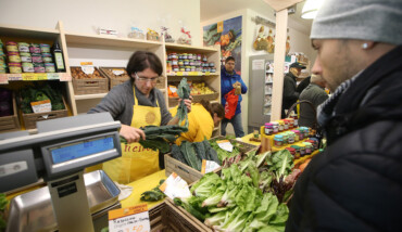 RAVENNA 17/11/2018. INAUGURATO IN VIA CILLA IL MERCATO COPERTO DEGLI AGRICOLTORI
