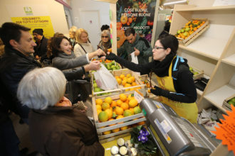 RAVENNA 17/11/2018. INAUGURATO IN VIA CILLA IL MERCATO COPERTO DEGLI AGRICOLTORI