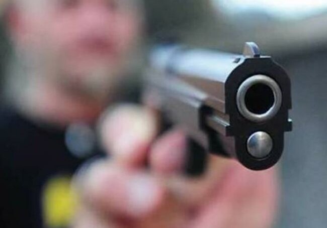 Pistola