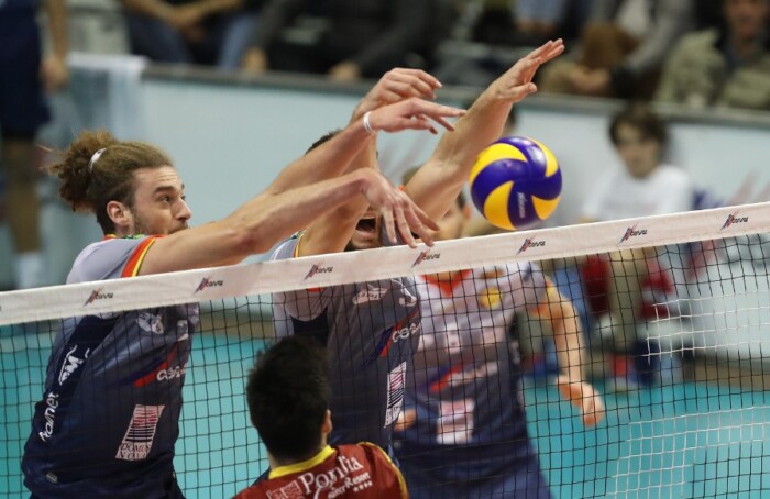 VOLLEY PALLAVOLO. Consar Ravenna Tonno Callipo Vibo Valentia