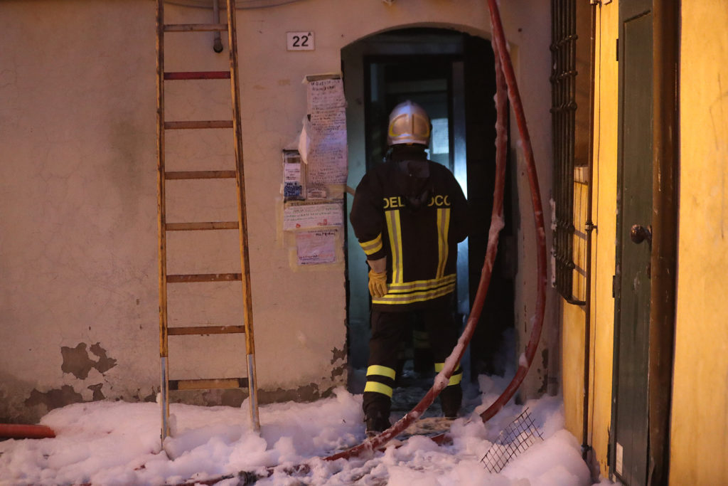 RAVENNA 23/12/2018. INCENDIO IN UNA CASA DI VIA PAOLO COSTA