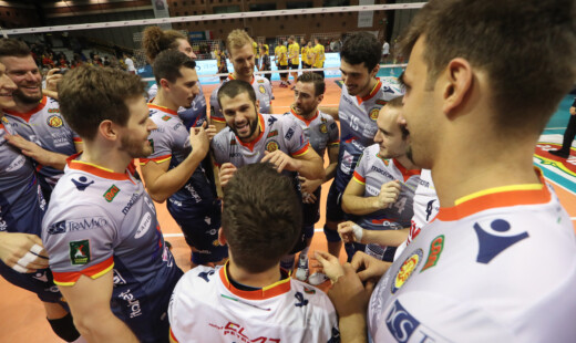 VOLLEY PALLAVOLO. Consar Ravenna BCC Castellana Grotte 3 1.