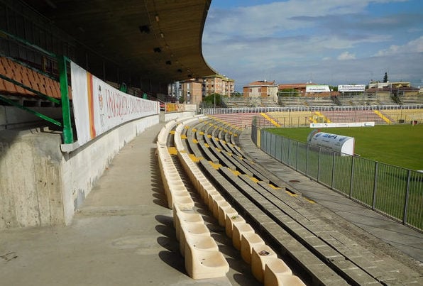 Stadio Benelli Tribuna