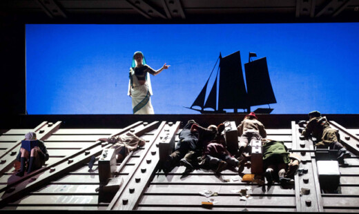 Viaggio Di Roberto Scena