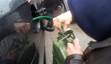 Ladri Carburante Auto Furto Benzina