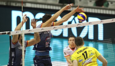 VOLLEY PALLAVOLO. Consar Ravenna BCC Castellana Grotte 3 1.
