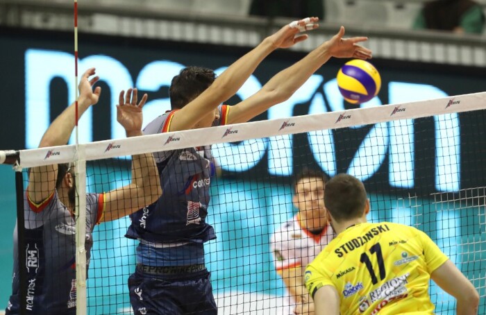 VOLLEY PALLAVOLO. Consar Ravenna BCC Castellana Grotte 3 1.