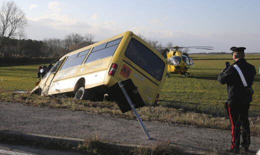 RAVENNA 25/01/2019. INCIDENTE A CASALBORSETTI MORTO IL CONDUCENTE DI UNO SCUOLABUS