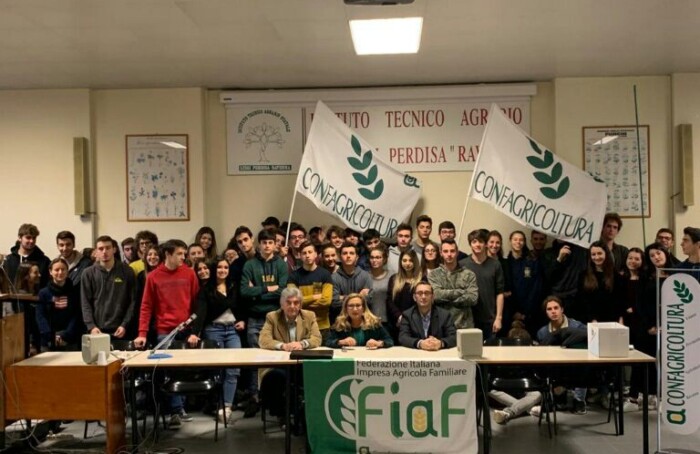 Confagricoltura Ravenna All'Istituto Perdisa Foto Di Gruppo2