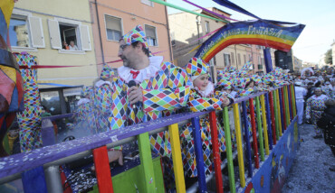 RAVENNA 24/02/2019. CARNEVALE DEI RAGAZZI Sfilata Dei Carri A Ravenna