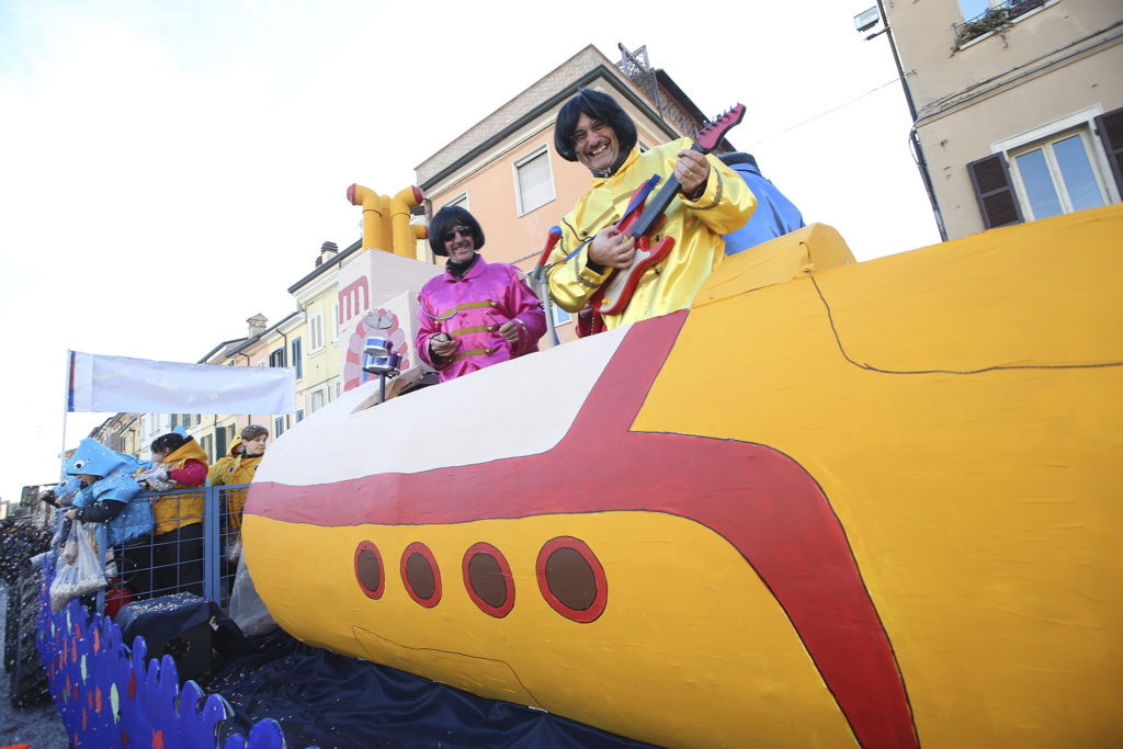 RAVENNA 24/02/2019. CARNEVALE DEI RAGAZZI Sfilata Dei Carri A Ravenna