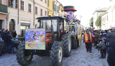 RAVENNA 24/02/2019. CARNEVALE DEI RAGAZZI Sfilata Dei Carri A Ravenna