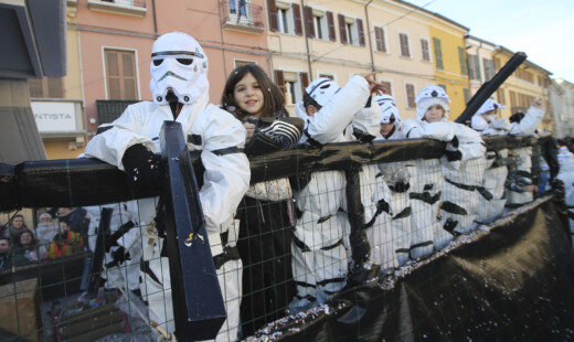 RAVENNA 24/02/2019. CARNEVALE DEI RAGAZZI Sfilata Dei Carri A Ravenna