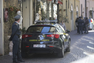 RAVENNA 13/02/2019. GUARDIA DI FINANZA. Controlli Nei Locali Gestiti Da Lokrez Mehmeti