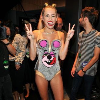 Miley Cyrus Performs MTV VMA 2013