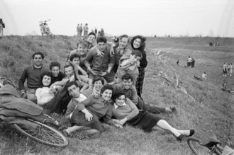 Paolo Guerra fotografo. Un archivio ritrovato. A cura di Giacomo Casadio e Luca Nostri