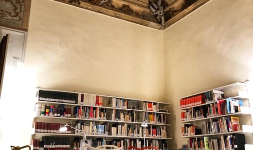 Biblioteca Munari