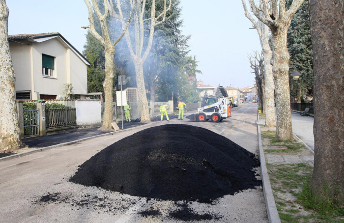 Asfalti Via Cavour Aprile 2019 III