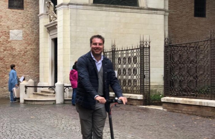 Ancarani In Monopattino