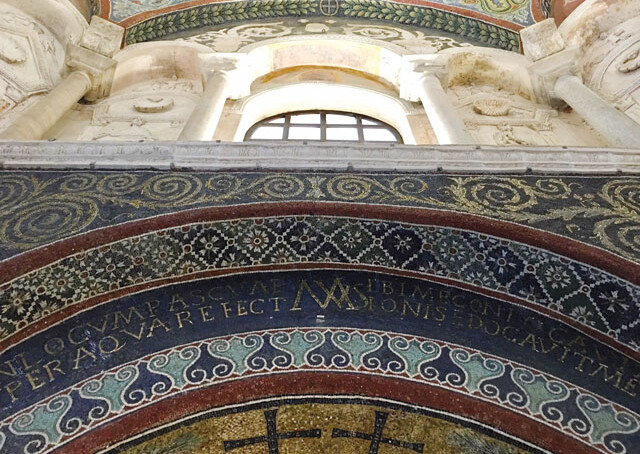 Battistero Neoniano