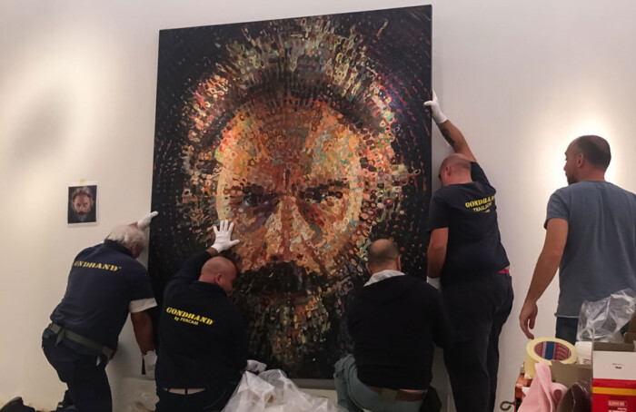 Le opere di Chuck Close al Mar