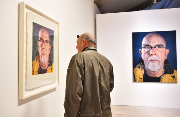 Mostra Chuck Close Mar Giornalisti