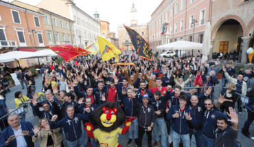 Robur In Piazza