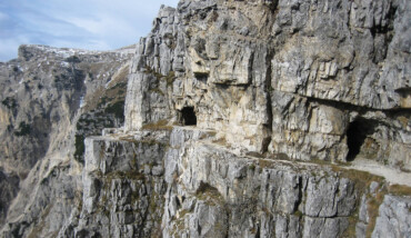 Strada Delle 52 Gallerie Pasubio Val Posina