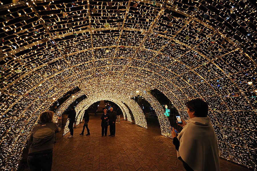 Milano Marittima Natale Tunnel Di Luci 1