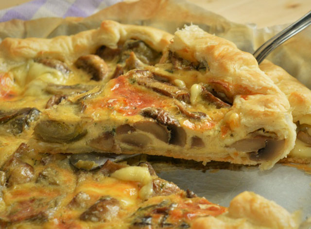 Torta Salata Con Funghi E Carciofi