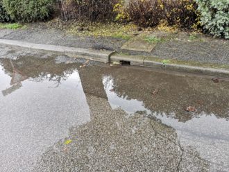 Via Mantegna A San Michele Dopo Ogni Minimo Acquazzone