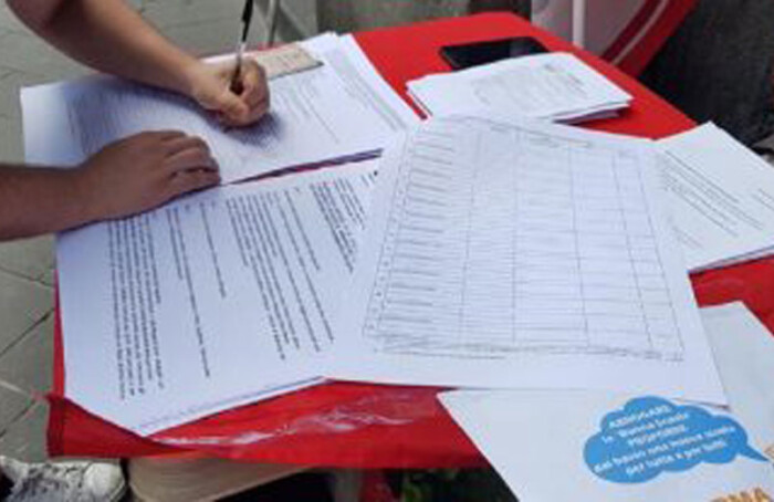 Raccolta Firma 360x240