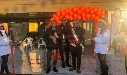 Vice Sindaco Eugenio Fusignani E Presidente Arca Giovanni Baldacci